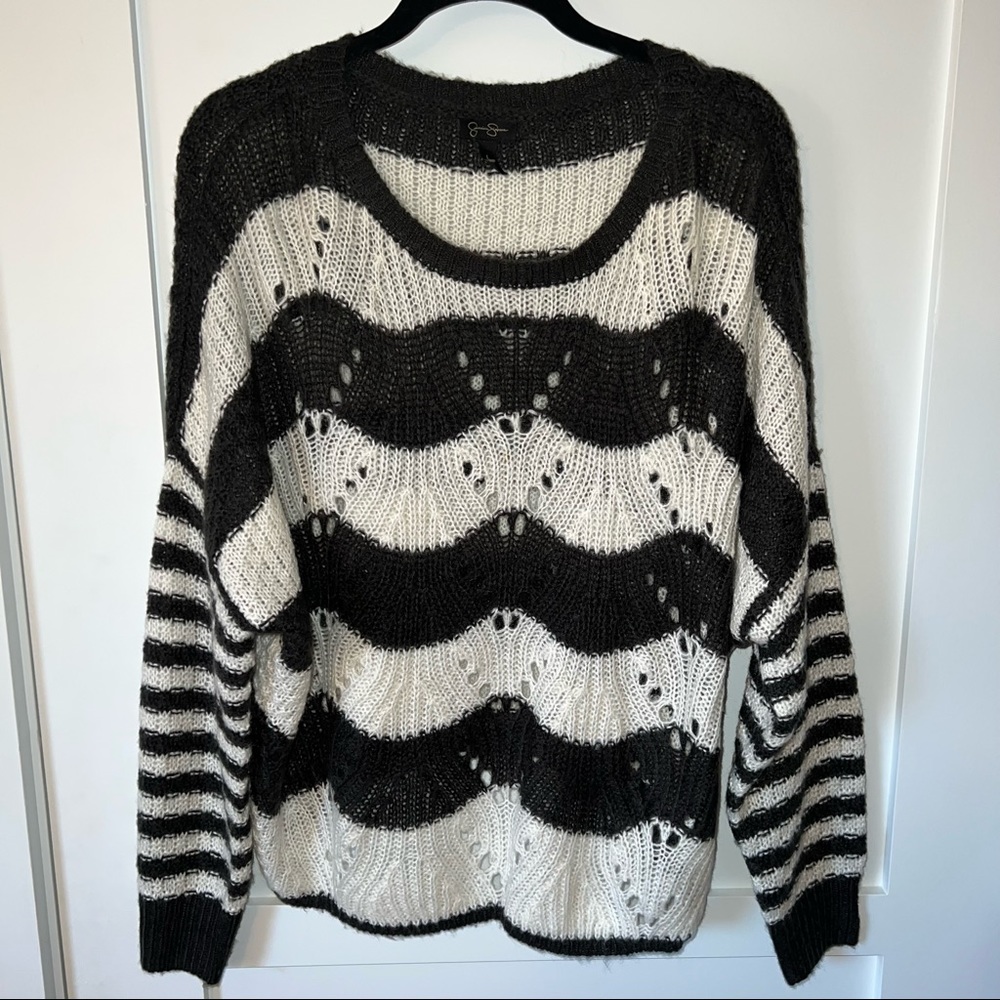 Jessica Simpson Women’s Sweater